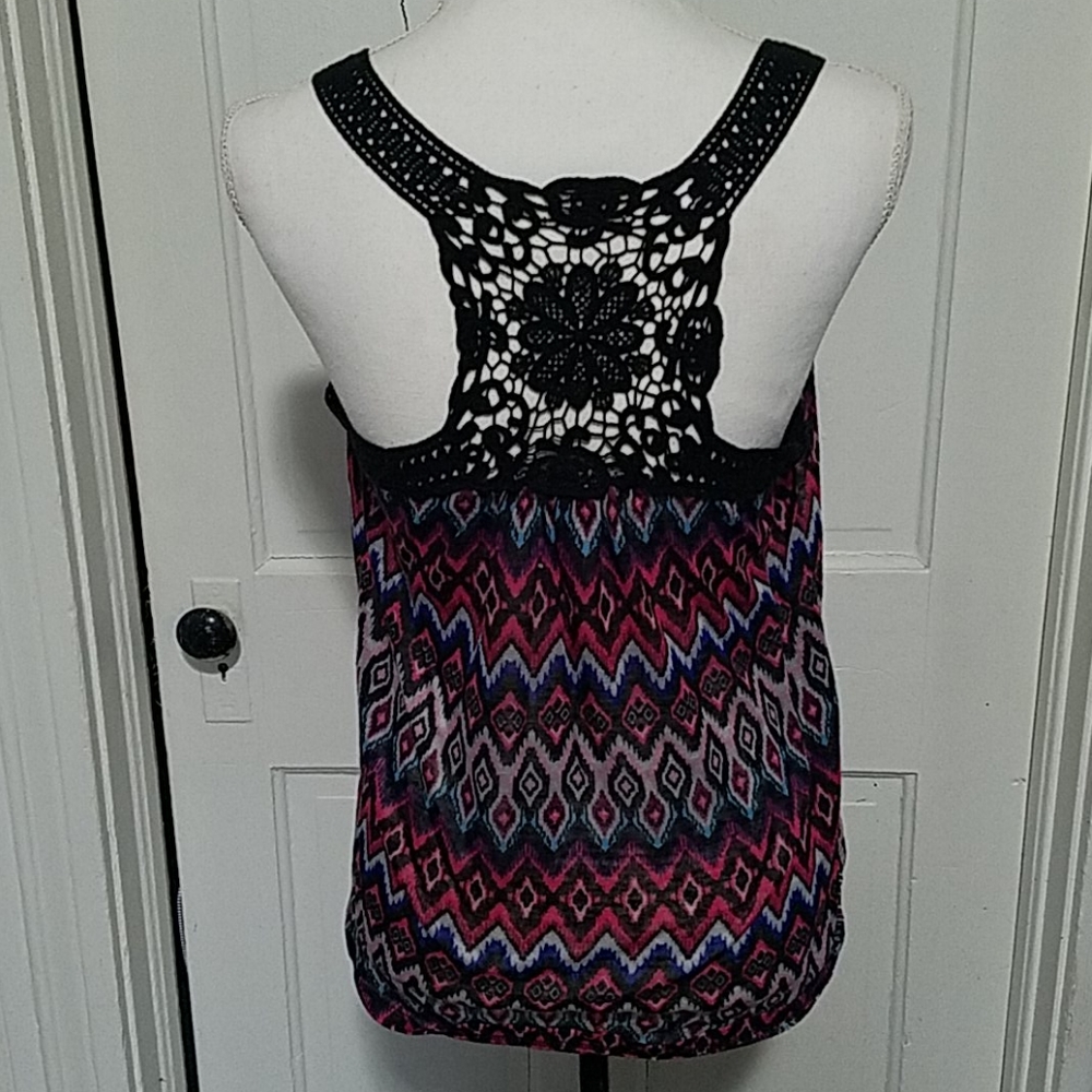 ♥️ Summer tank with crocheted back